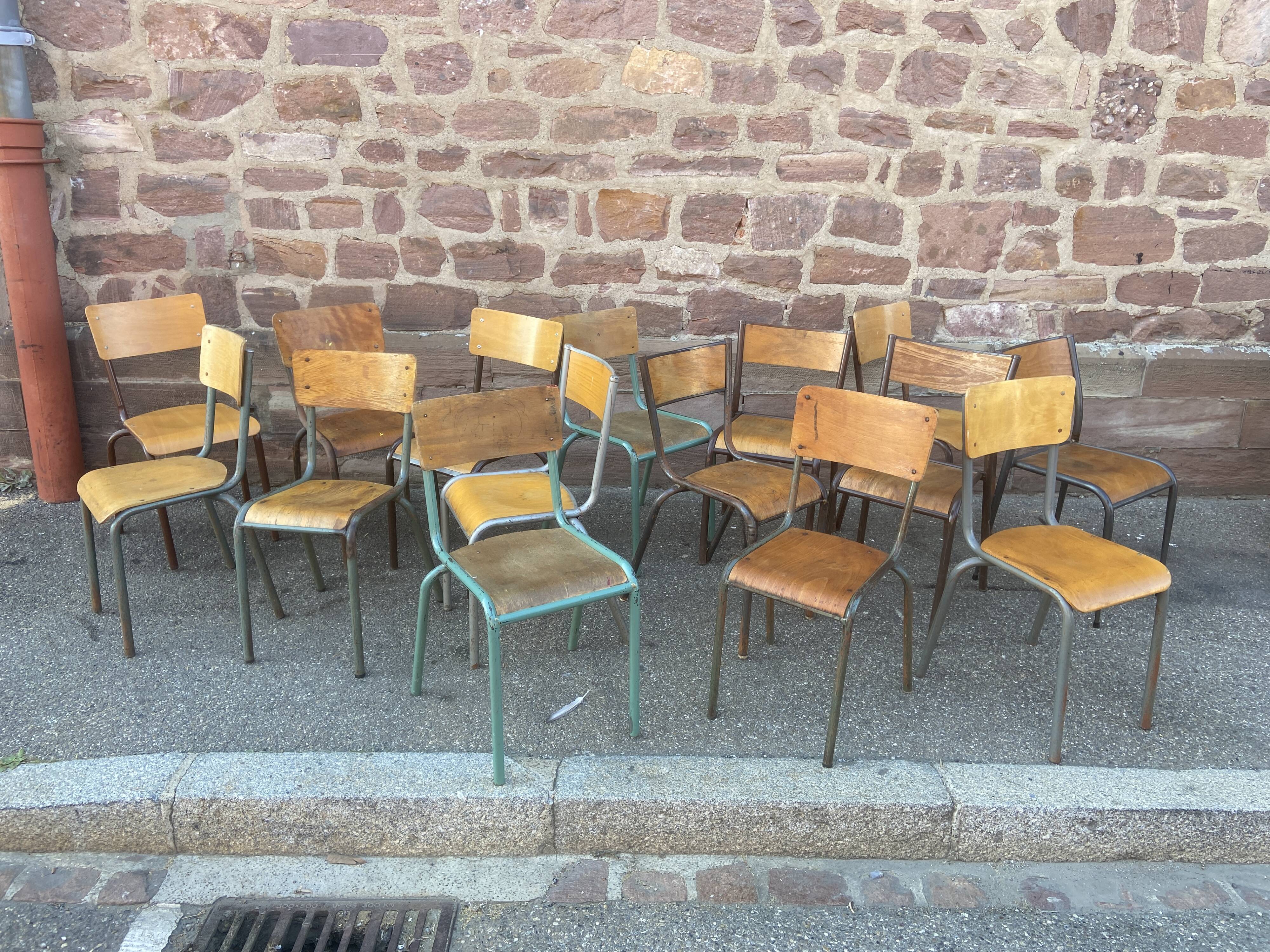 Lot de 15 chaises d'école mullca delagrave dépareillées vintage