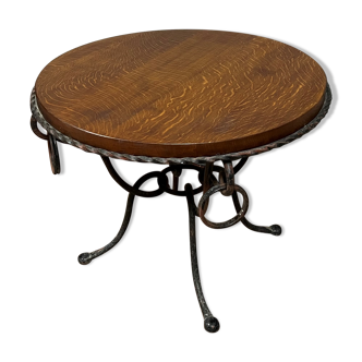 Table de salon en fer martelé avec plateau bois de forme circulaire