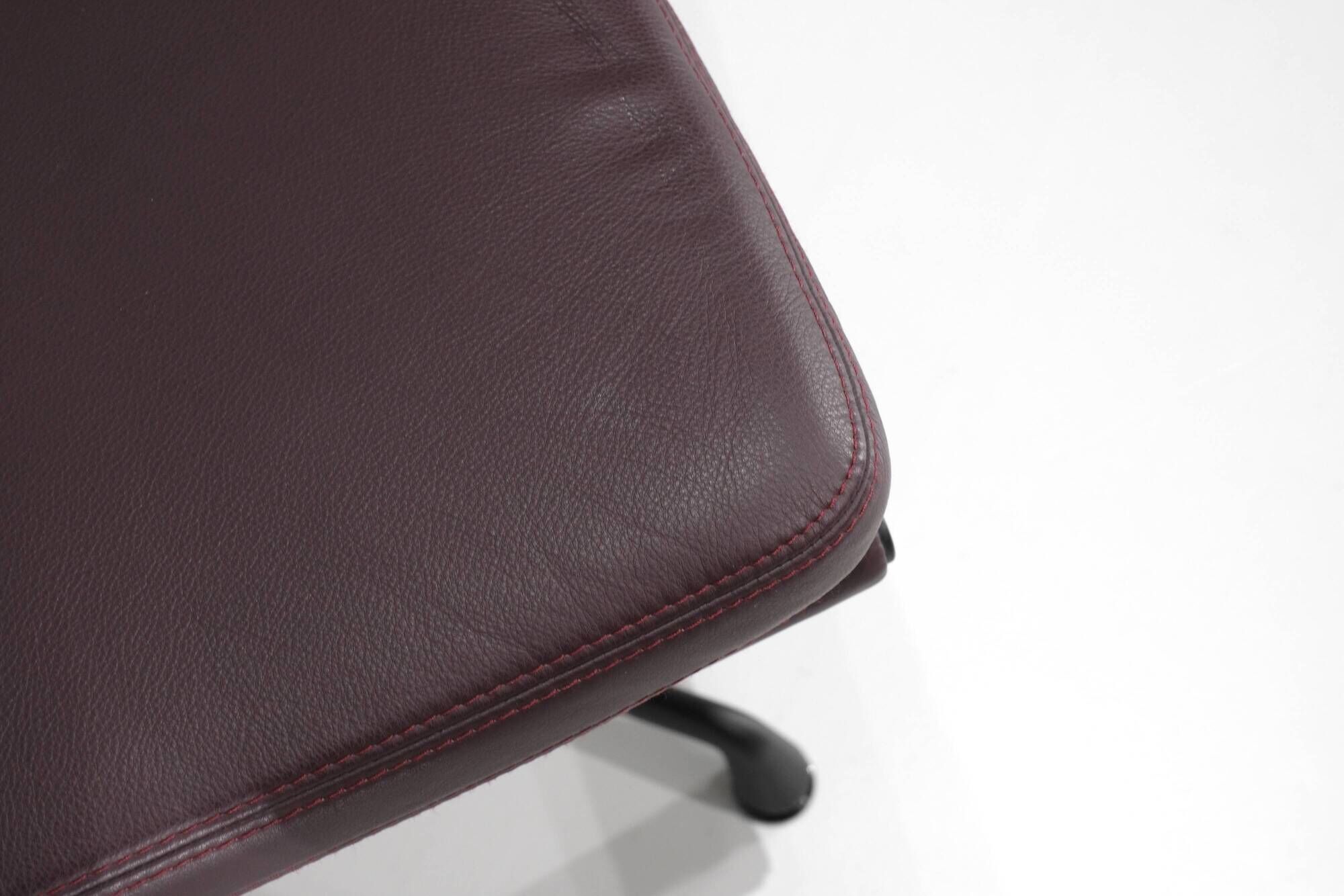 Ottoman Stool "EA 223" designed by Charles and Ray Eames for Vitra, Condition