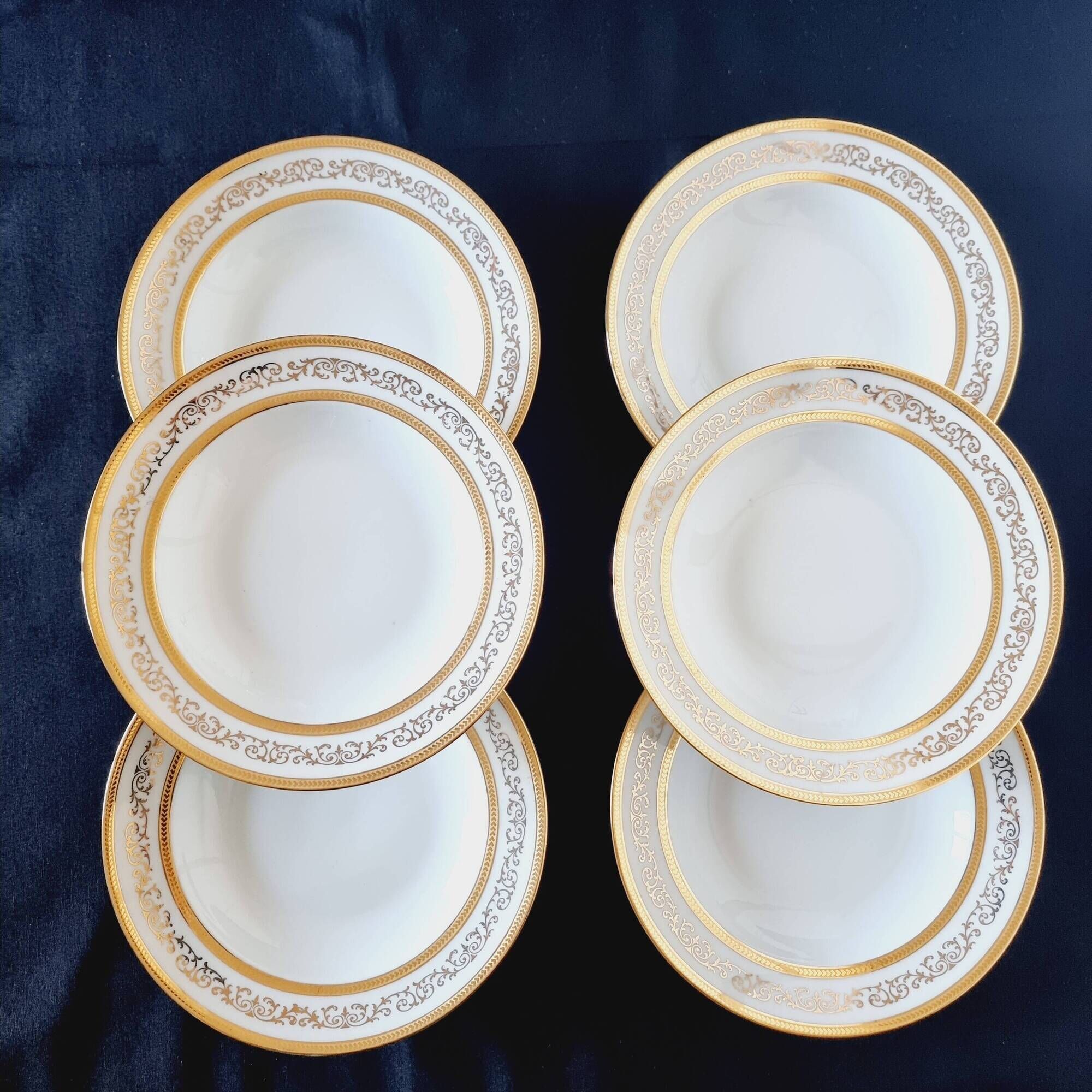 Set of 6 Limoges porcelain soup plates, decorated with gold 24