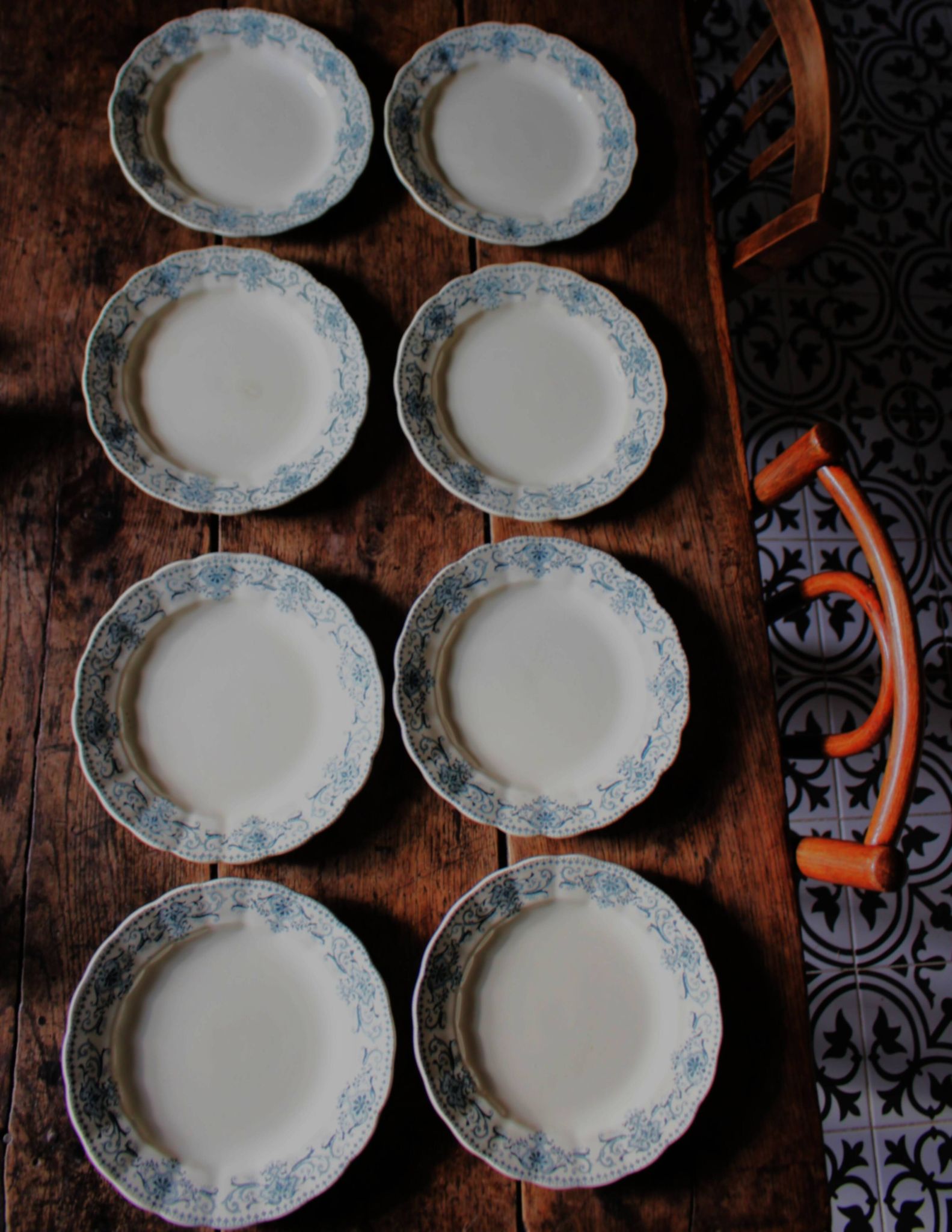 8 assiettes plates en Terre de Fer bleue Verdun HBC