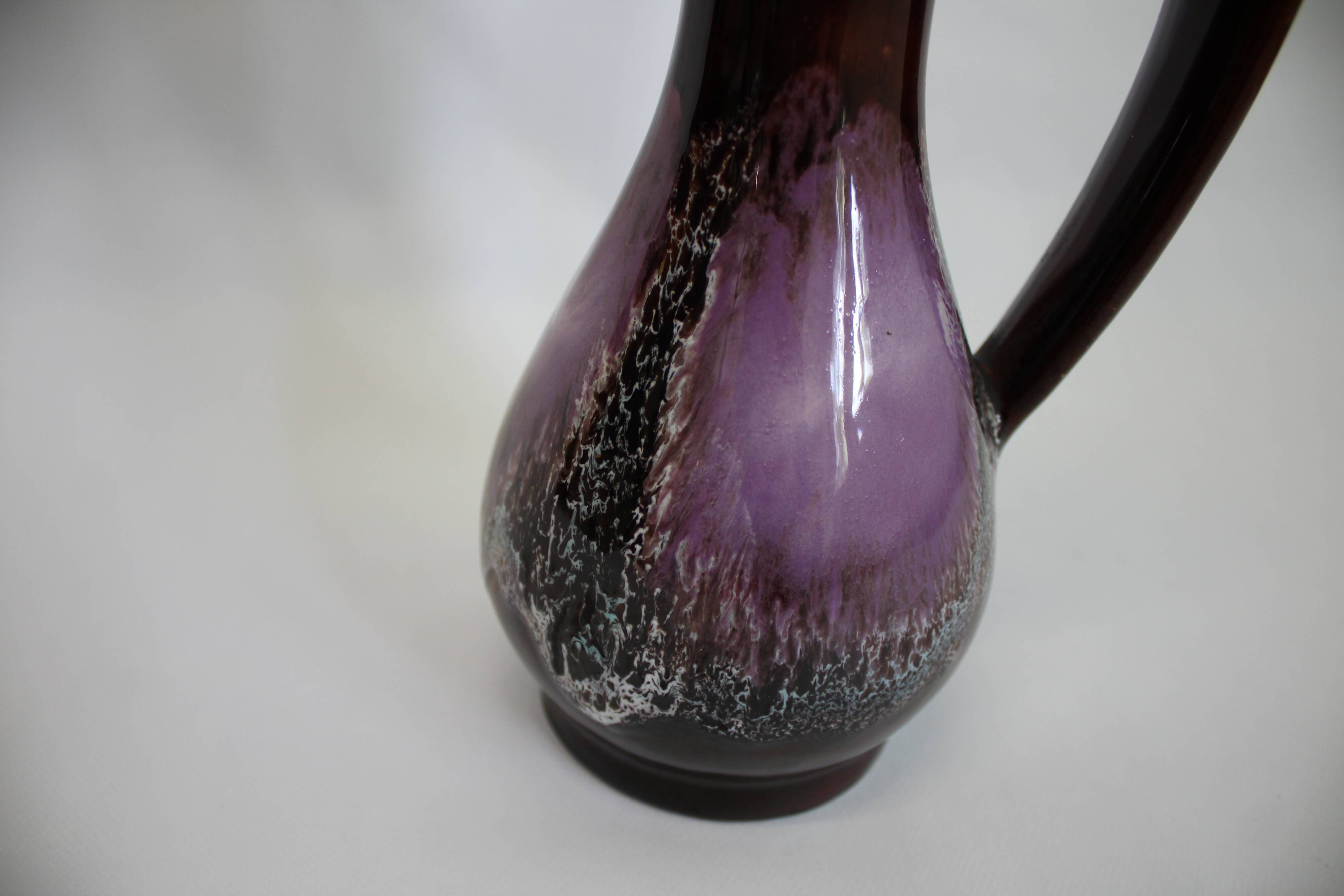 Vallauris vase tones purple and chocolate