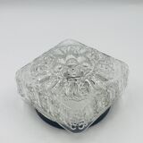 Plafonnier carré en verre moulé avec relief