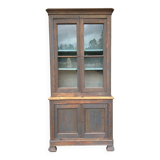Small antique dresser in gray wood color