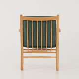 Armchair design J147 by Erik Ole Jørgensen of Tarm Stole & Møbelfabrik.