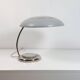 Rare lampe de bureau vintage, lampe de table RDA bleu clair chromé.