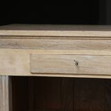 Beautiful shop counter in solid oak, Art Deco style. Very good condition.