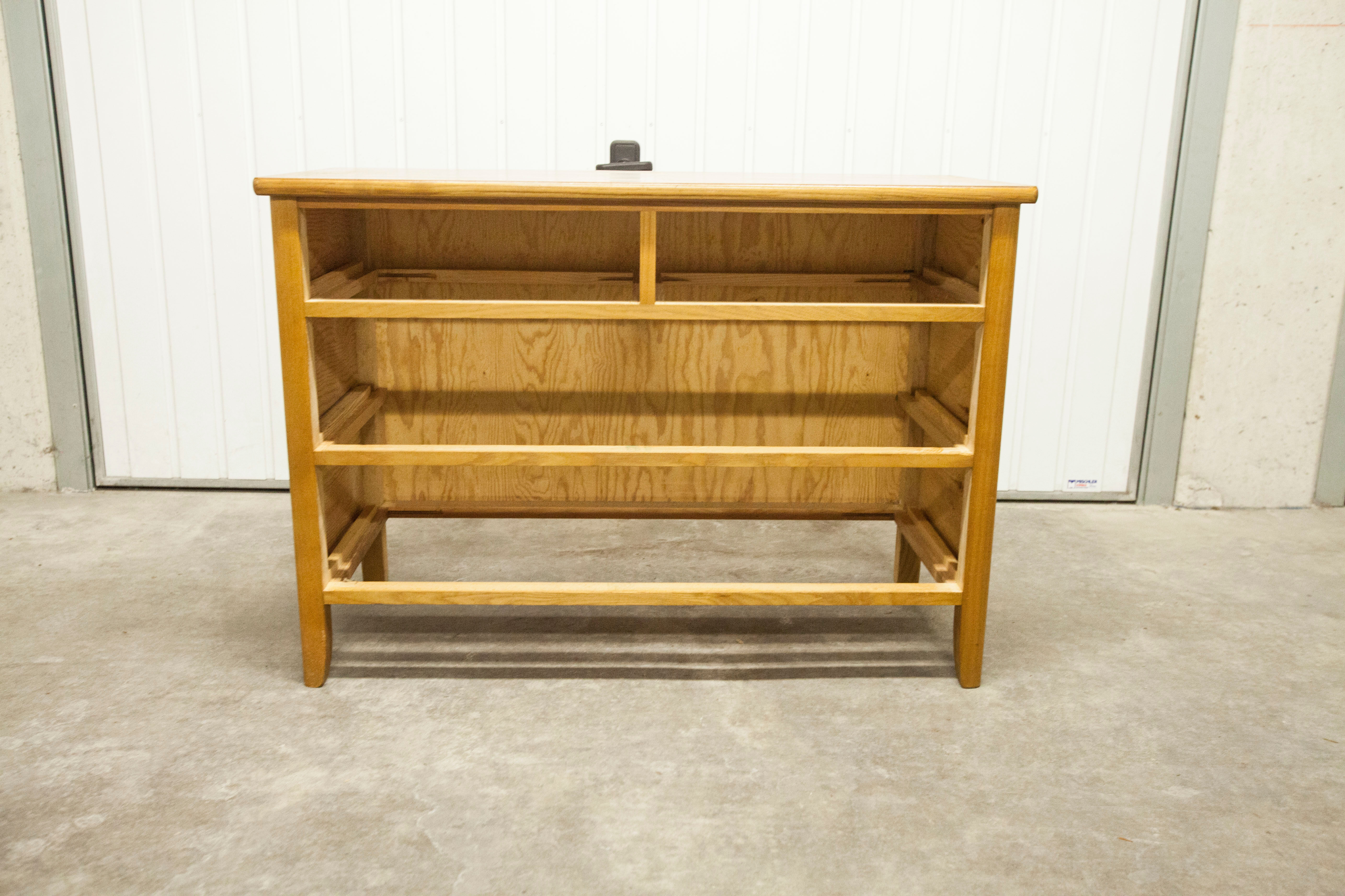 Commode des années 70 en pin 4 tiroirs 1m de large