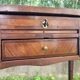 Coiffeuse d'époque louis xv en bois de plaquage