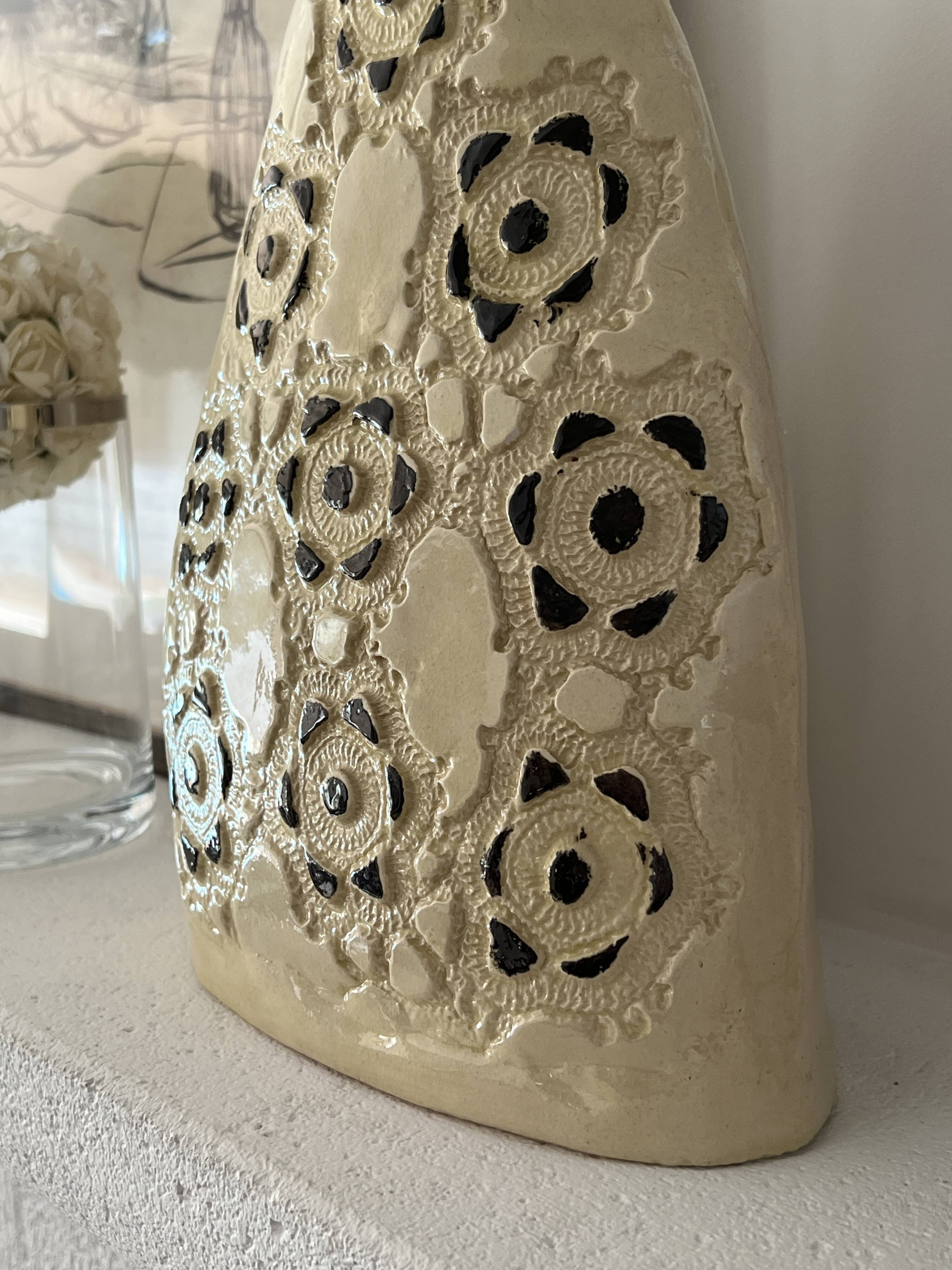 Handmade ceramic vase signed - vintage 20th century