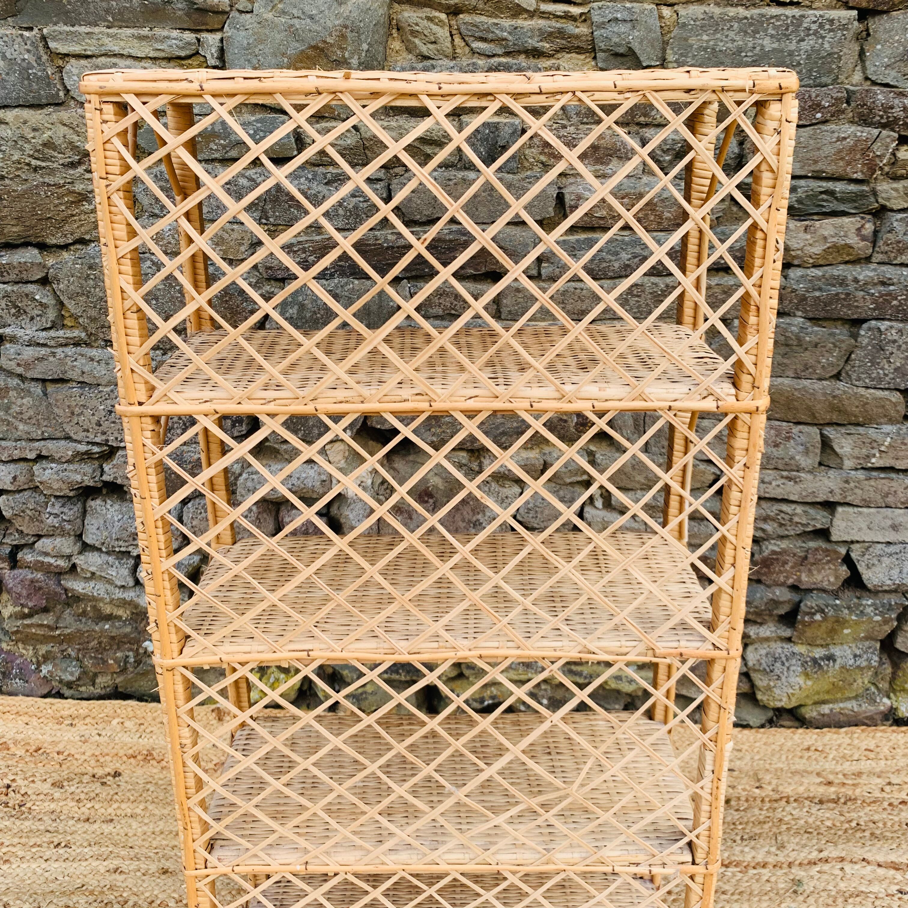 Wicker shelf
