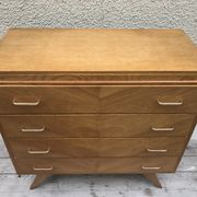 vintage dresser years 70
