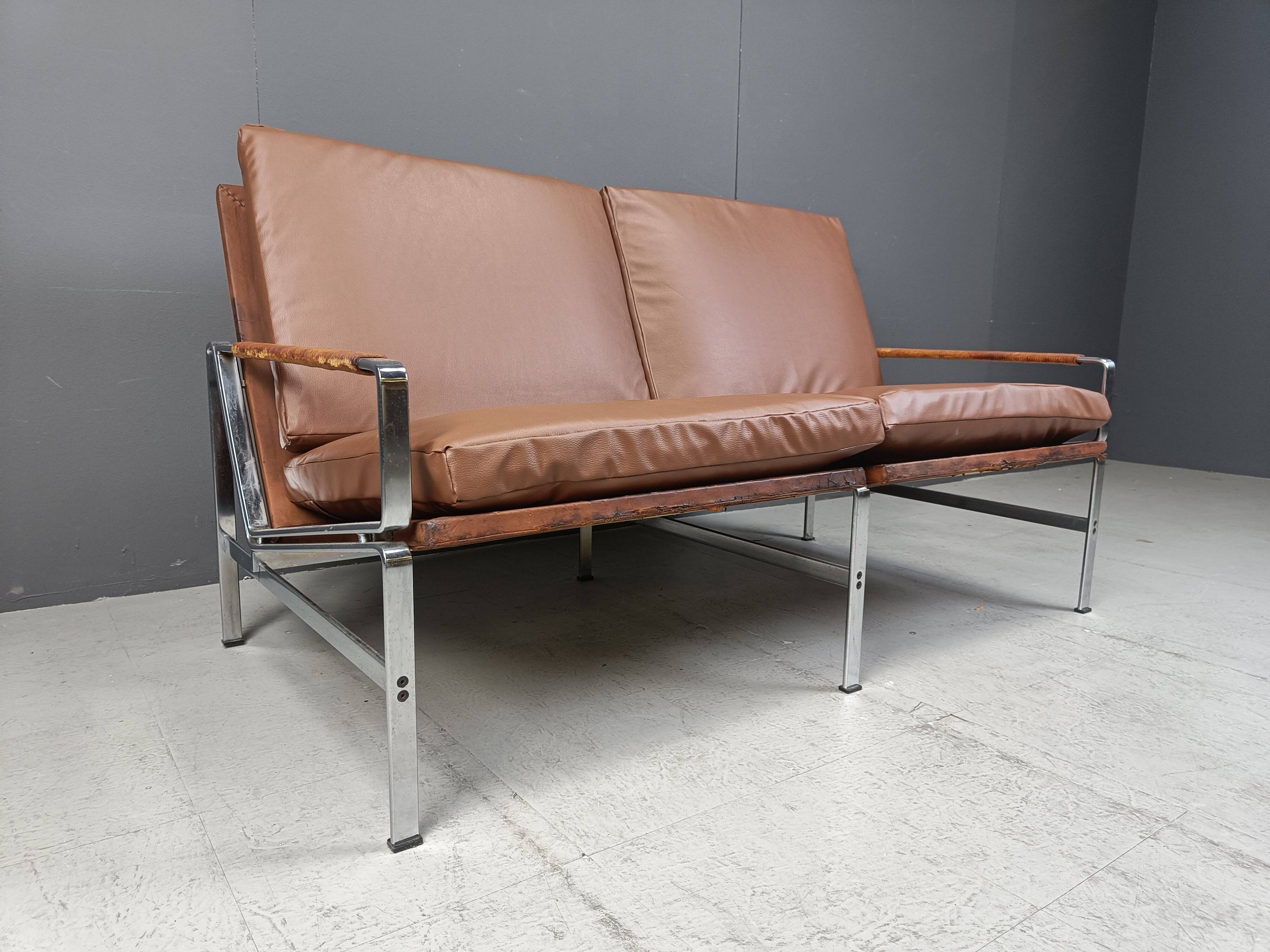 Vintage FK 6720 sofa by Fabricius & Kastholm for Kill International