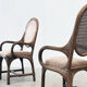 Ensemble de deux chaises d'appoint bohèmes sculpturales