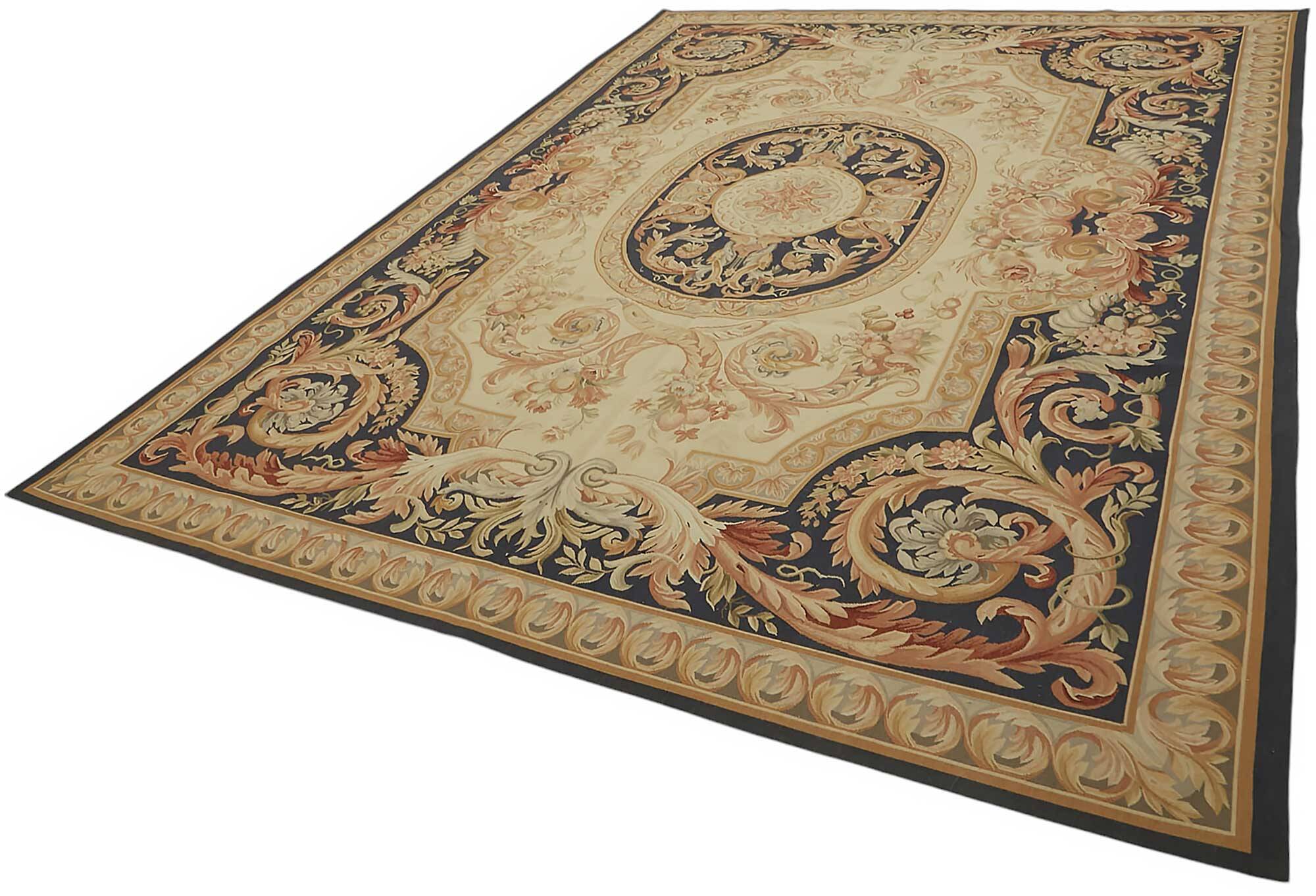 Handmade European Vintage Aubusson Kilim 272 cm x 368 cm