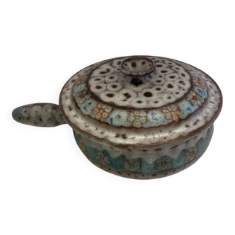 Vintage vulcan plate