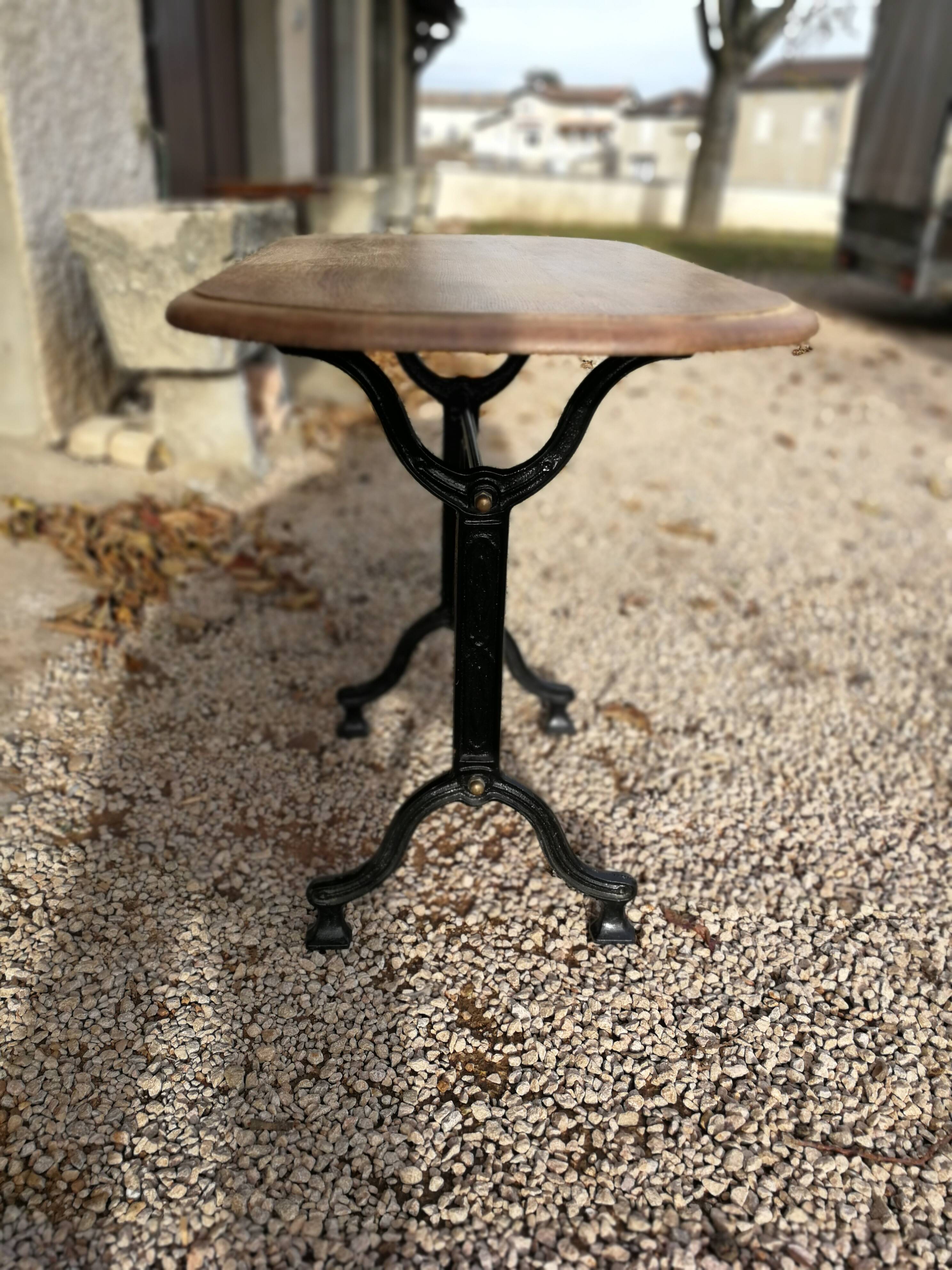 Bistro table