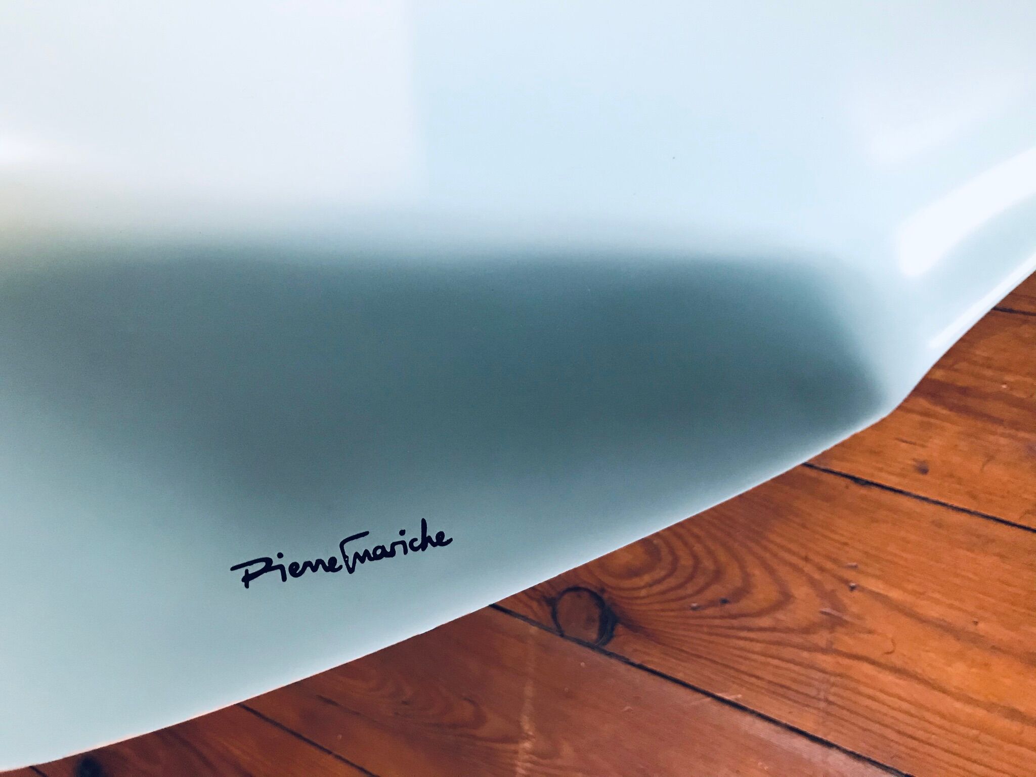 Pierre Guariche's Vampire 4 chair, edition "Maison du Monde"