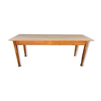 Table bistrot en bois plateau en hetre vernis mat 2 m  x 0,67 m