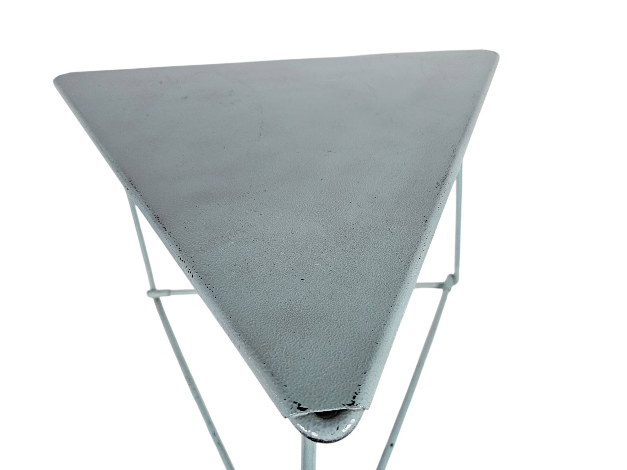 Mobel Ikea - design - Niels Gammelgaard - 'Triangular' Coffee Table - Swede