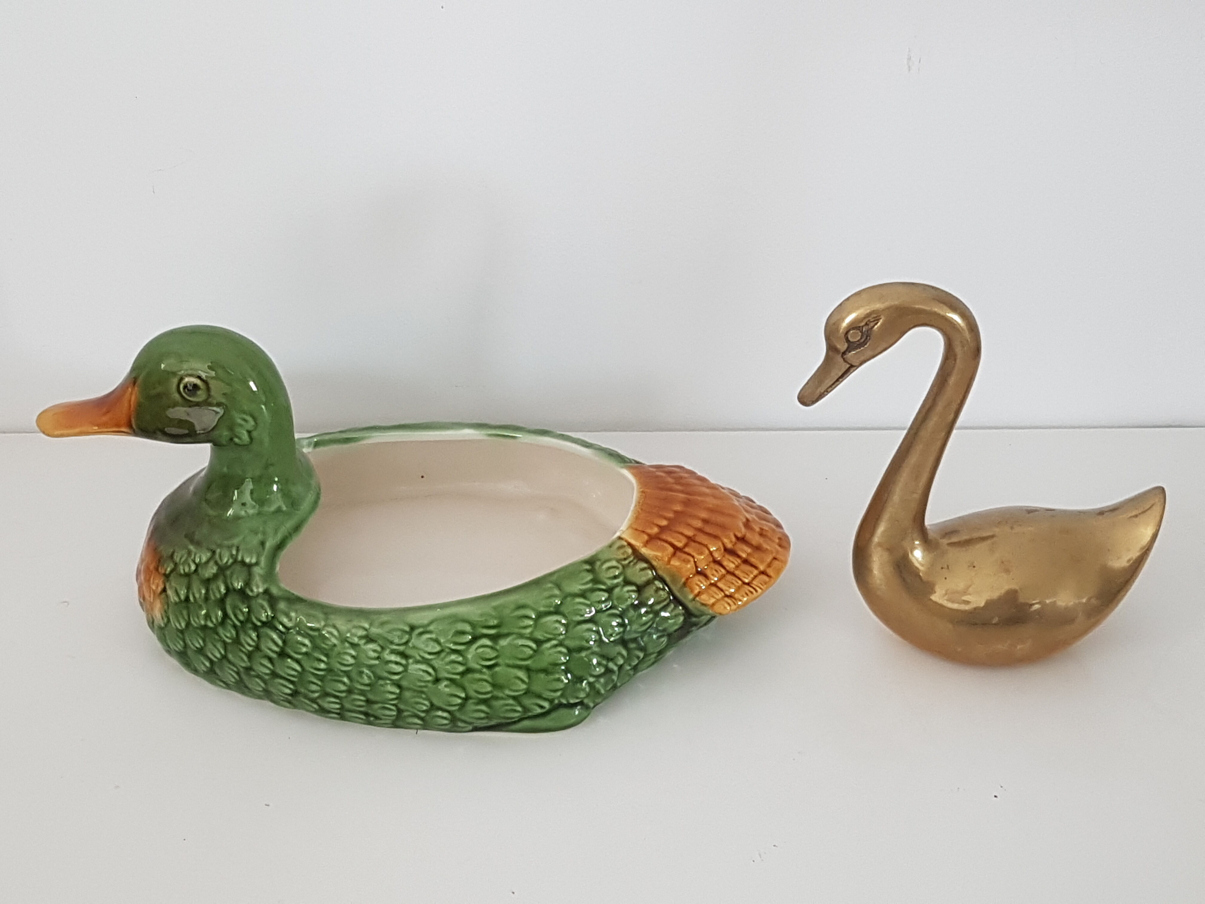 Empty pocket ceramic duck slip