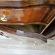 Art Decò bedside tables in walnut burl with brass knobs