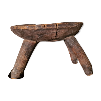 Tabouret tripode ancien