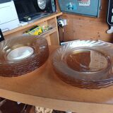 Set of 16 vintage Arcoroc amber plates