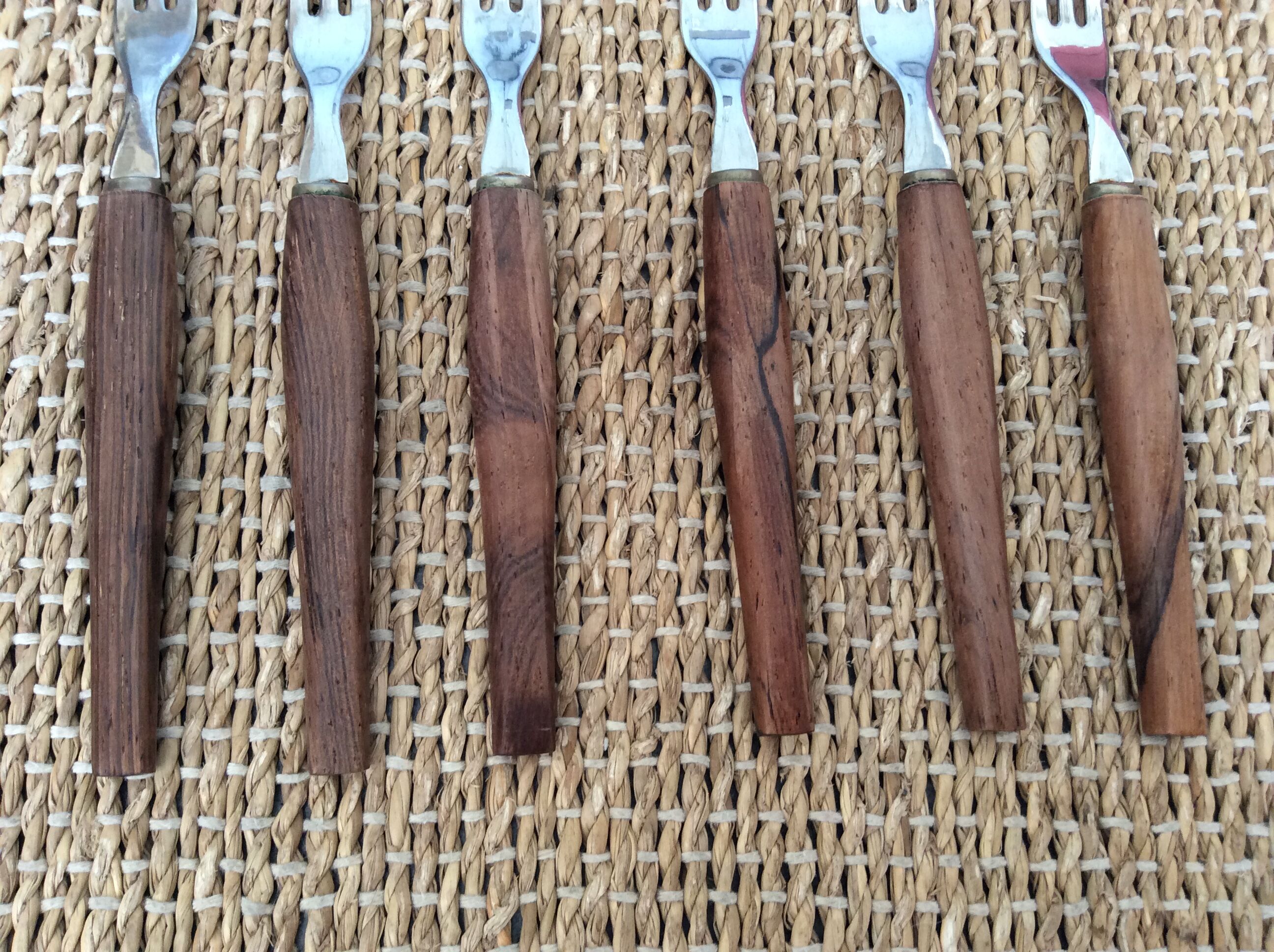 6 forks