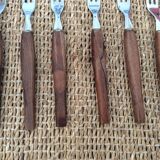 6 forks