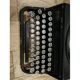Machine à écrire Olivetti modèle "Studio 42"