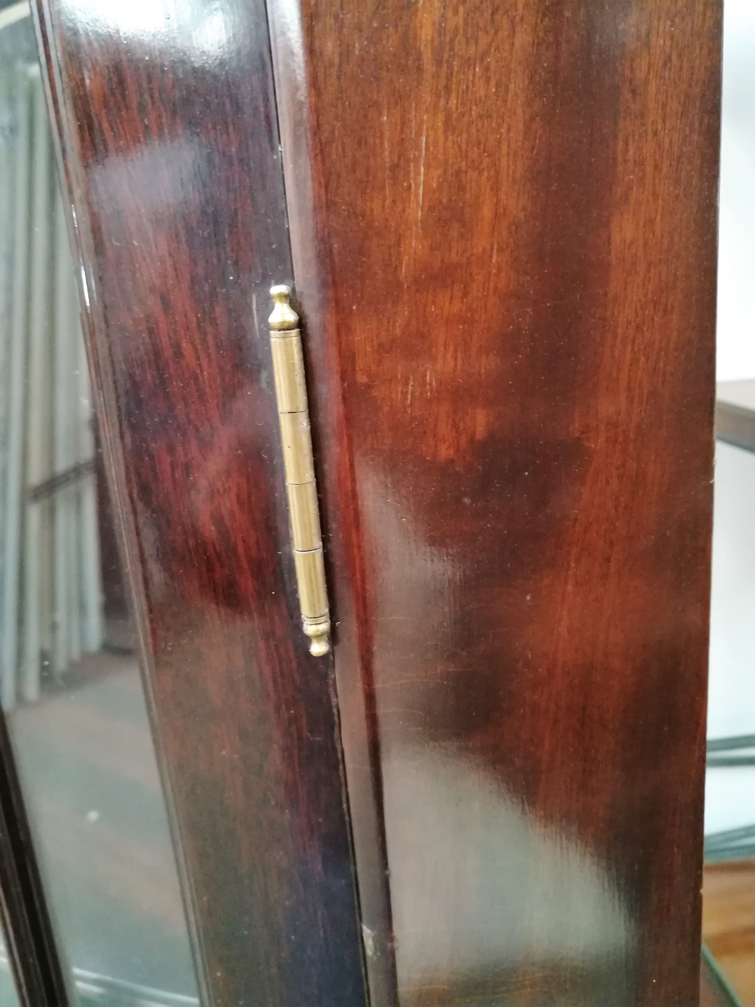 English corner screen in mahogany