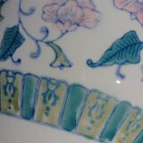 Hand-painted pot-decorated cache