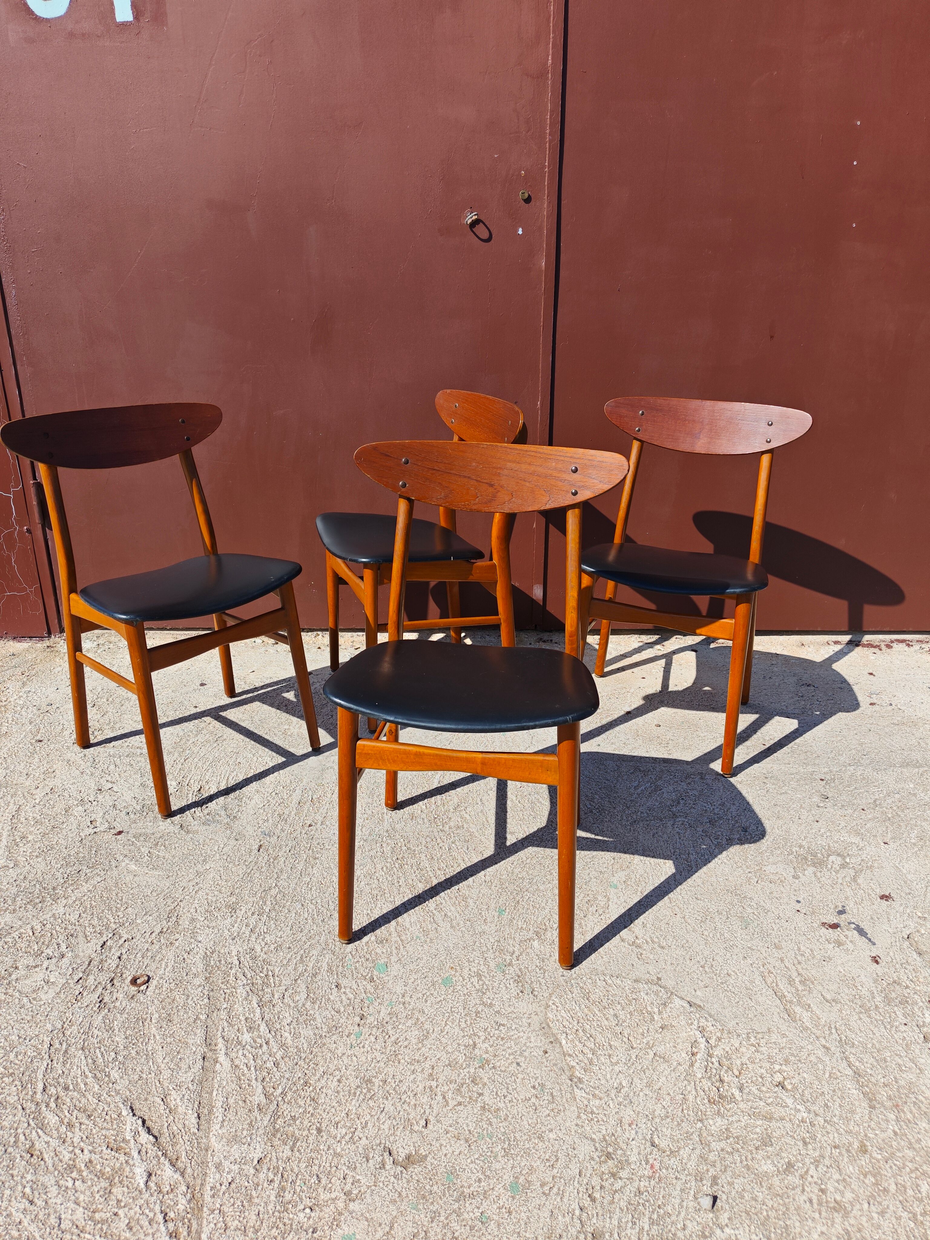 4 chaises Farstrup scandinave