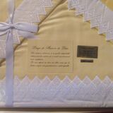 Old yellow and white lace bedding set from the Duchesse brand, 100% cotton