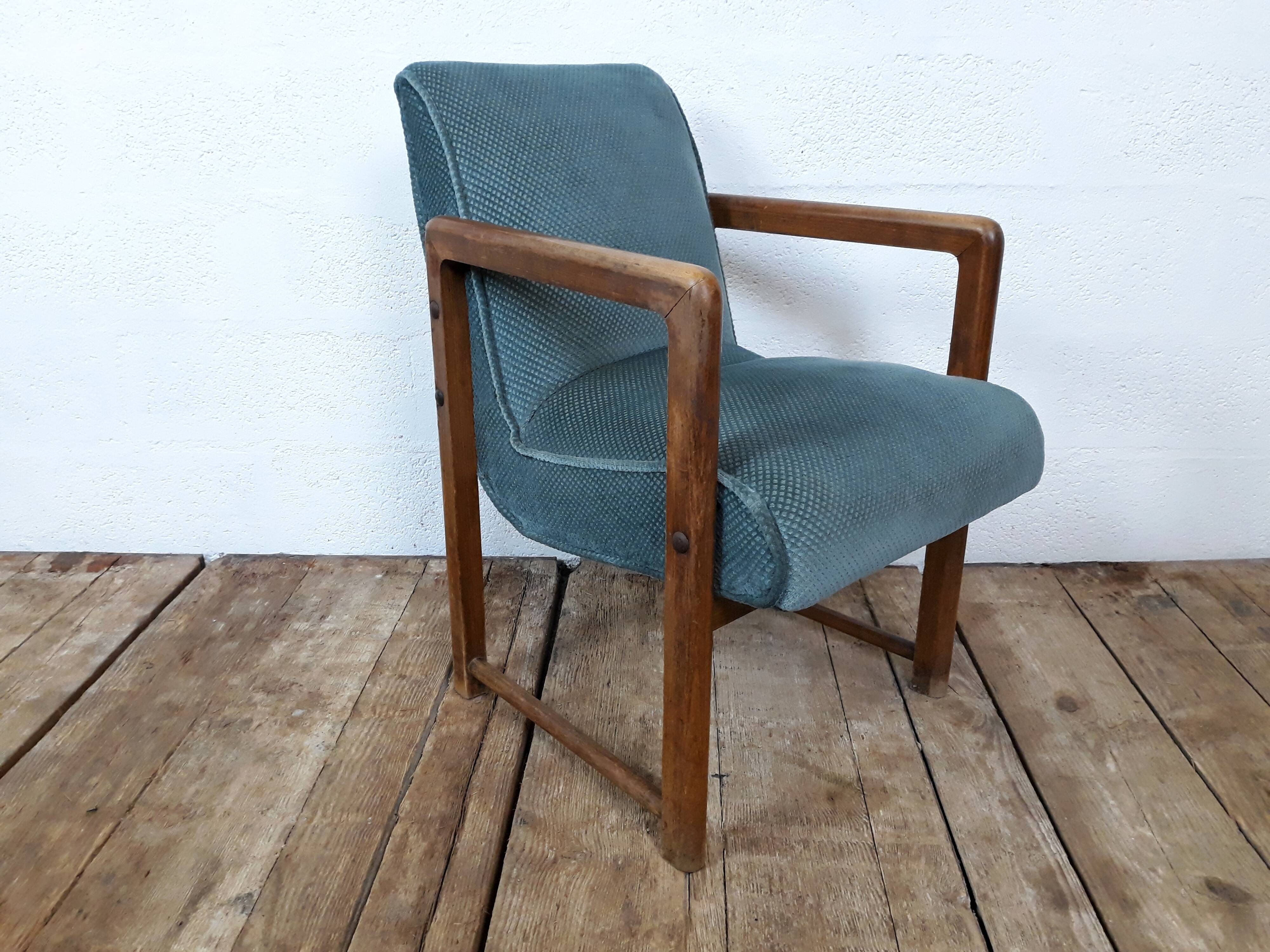 Scandinavian-style vintage chair sled