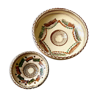 Duo of decorative dishes glazed terracotta of Horezu