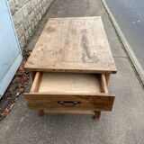 Petit table de ferme avec deux tiroirs