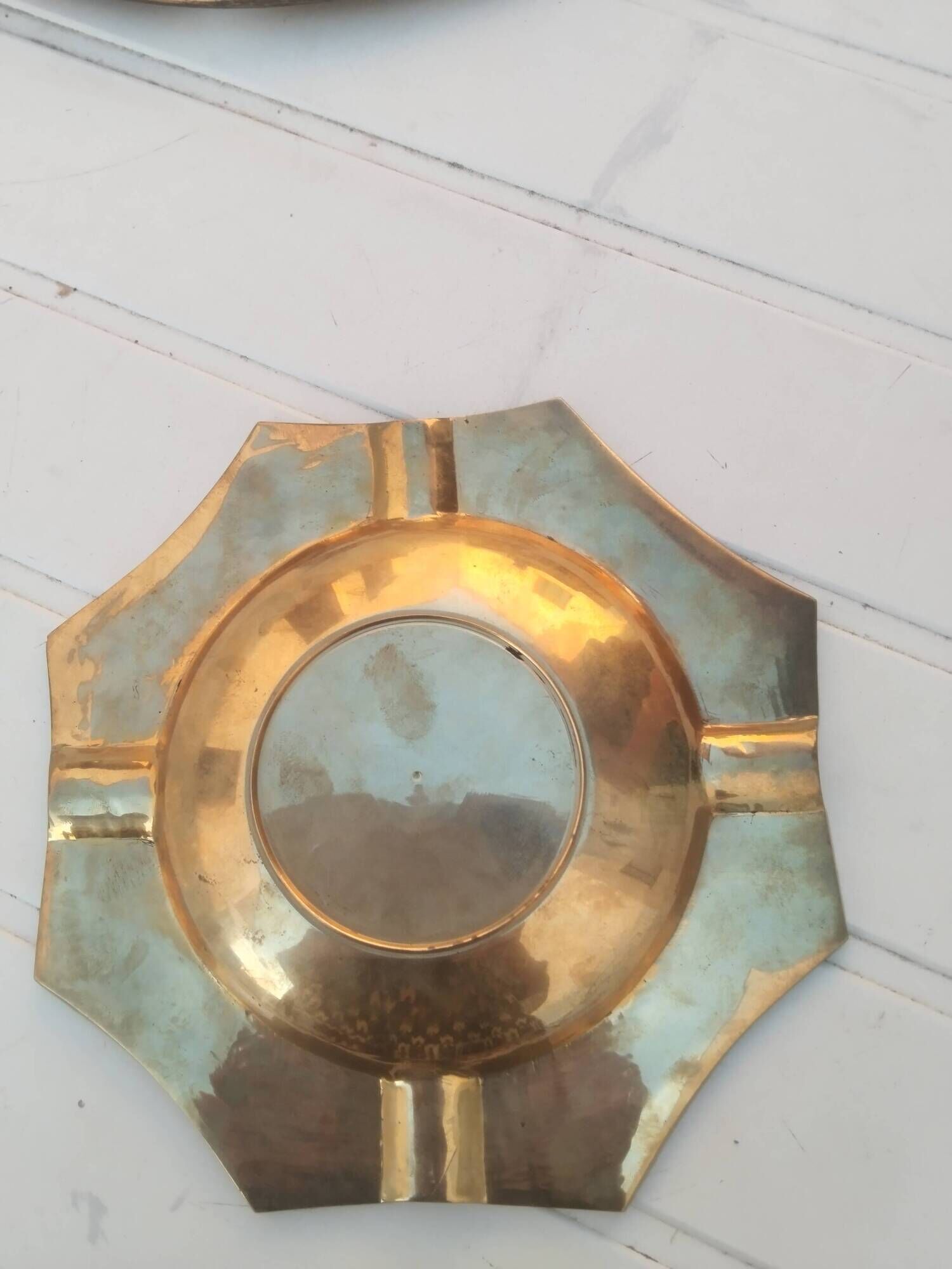 Cigar ashtray