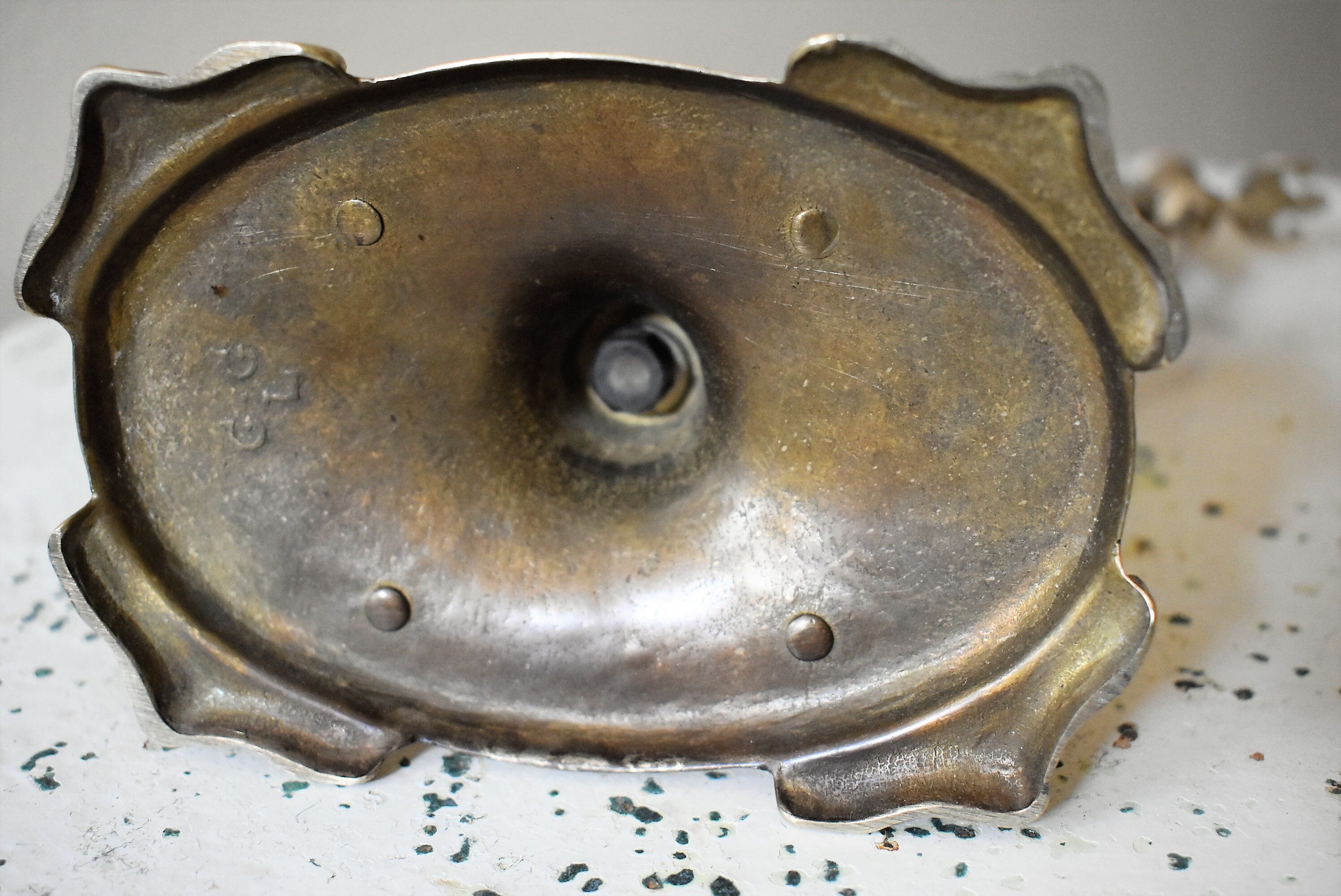 Psyche brass mirror 28x38cm