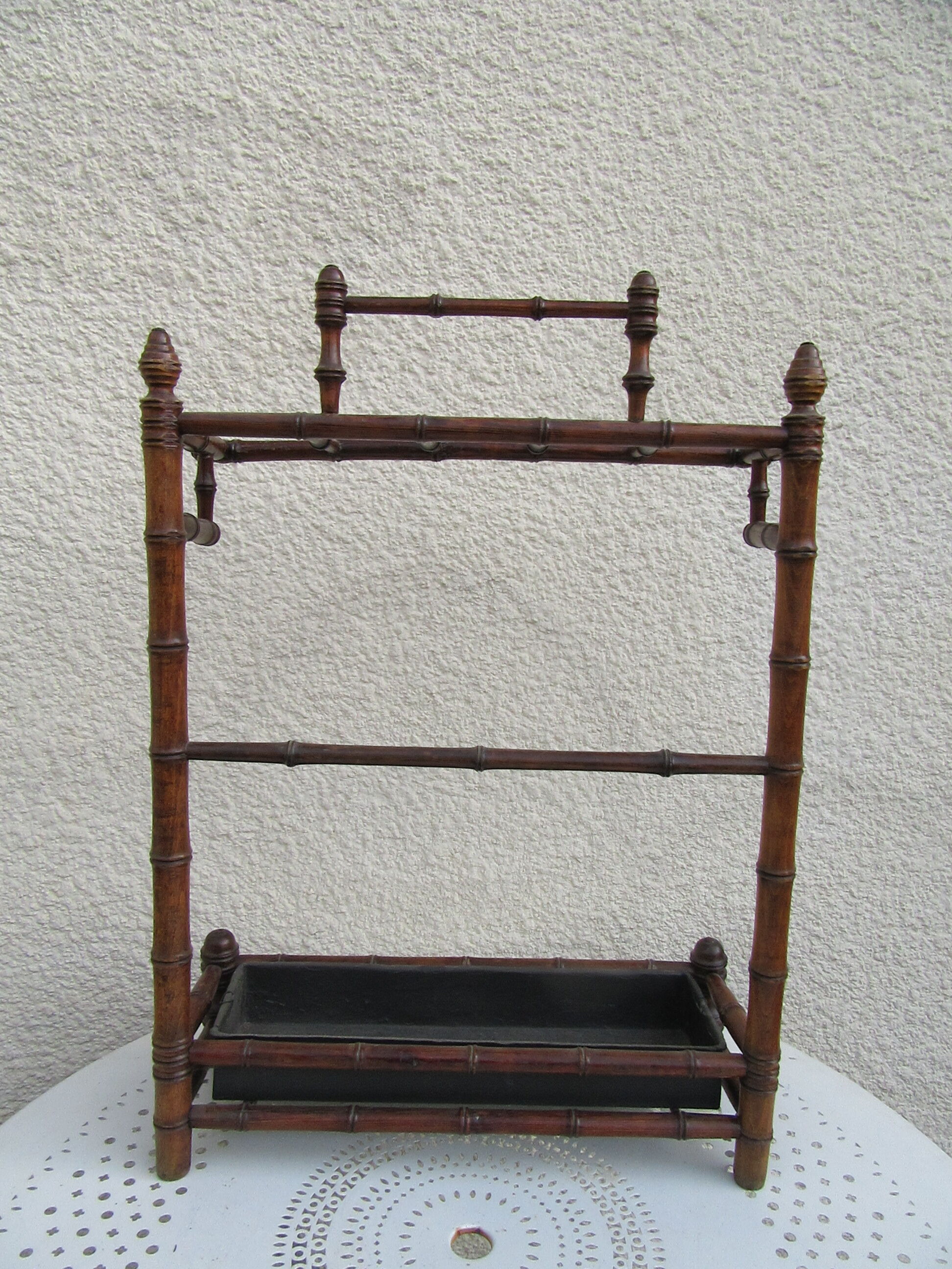 Porte parapluie en bois imitation bambou