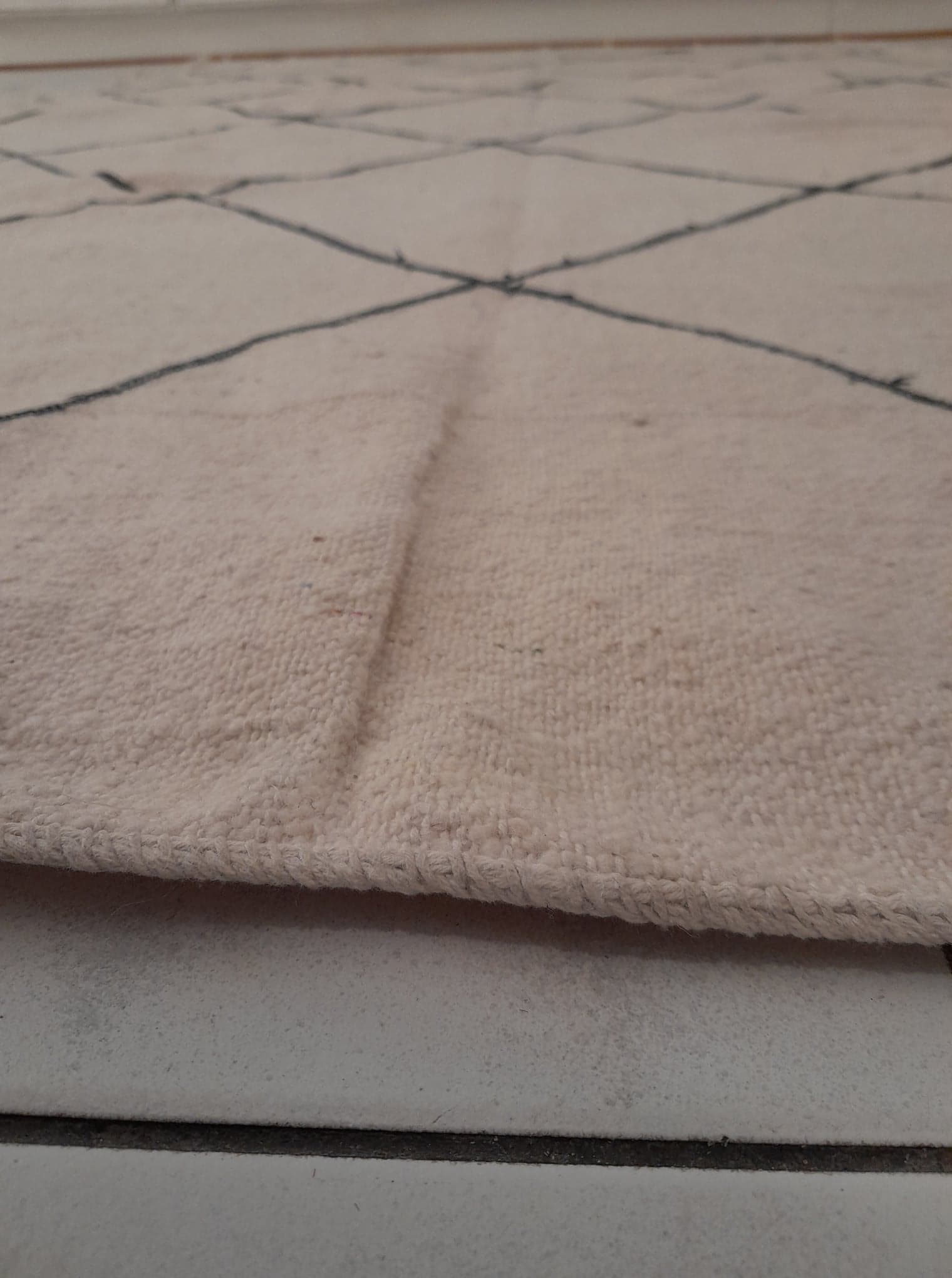 Handmade Berber Beni Ouarain Kilim 235x145cm