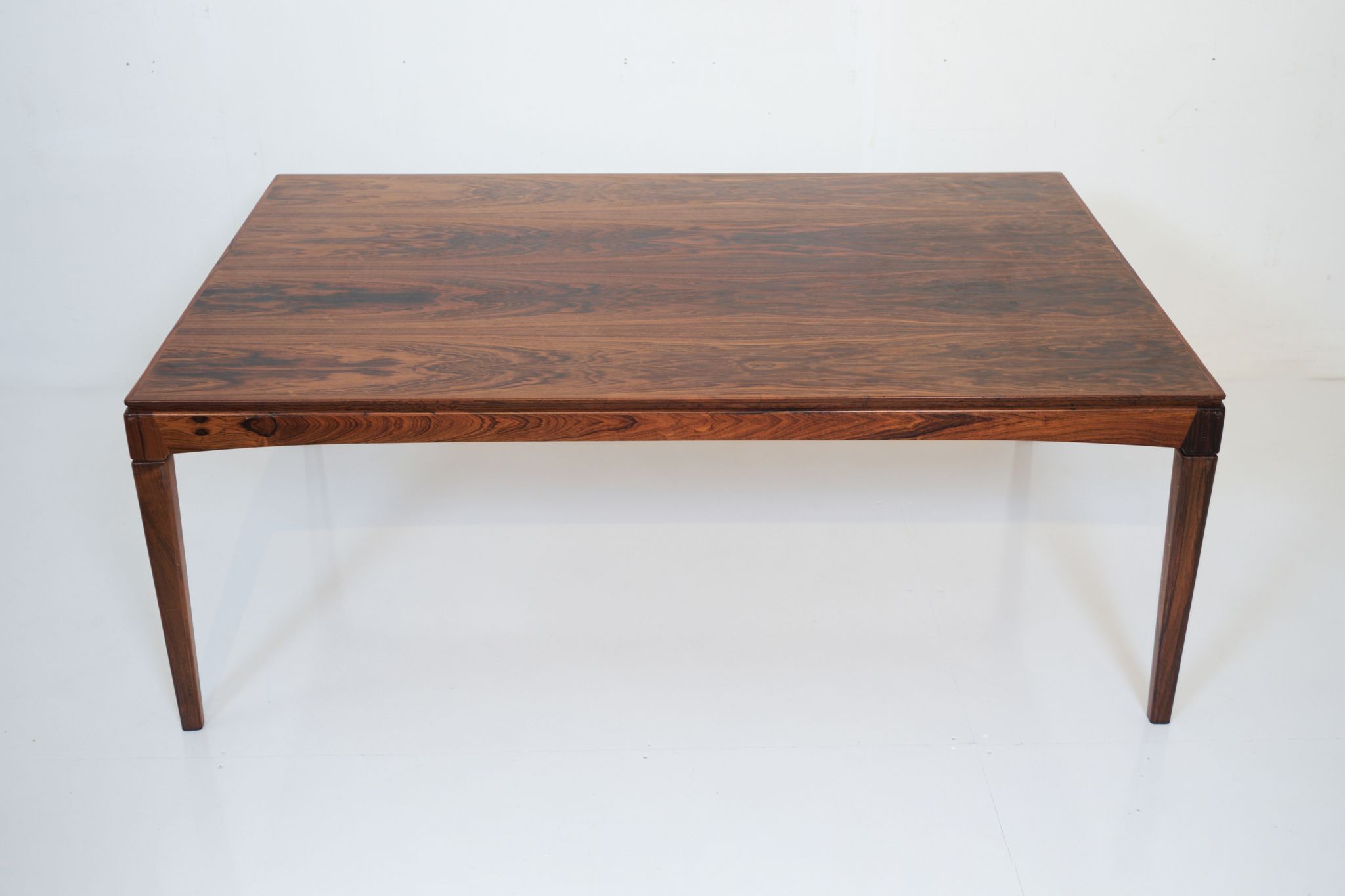 Table basse danoise en palissandre de rio, 1960s