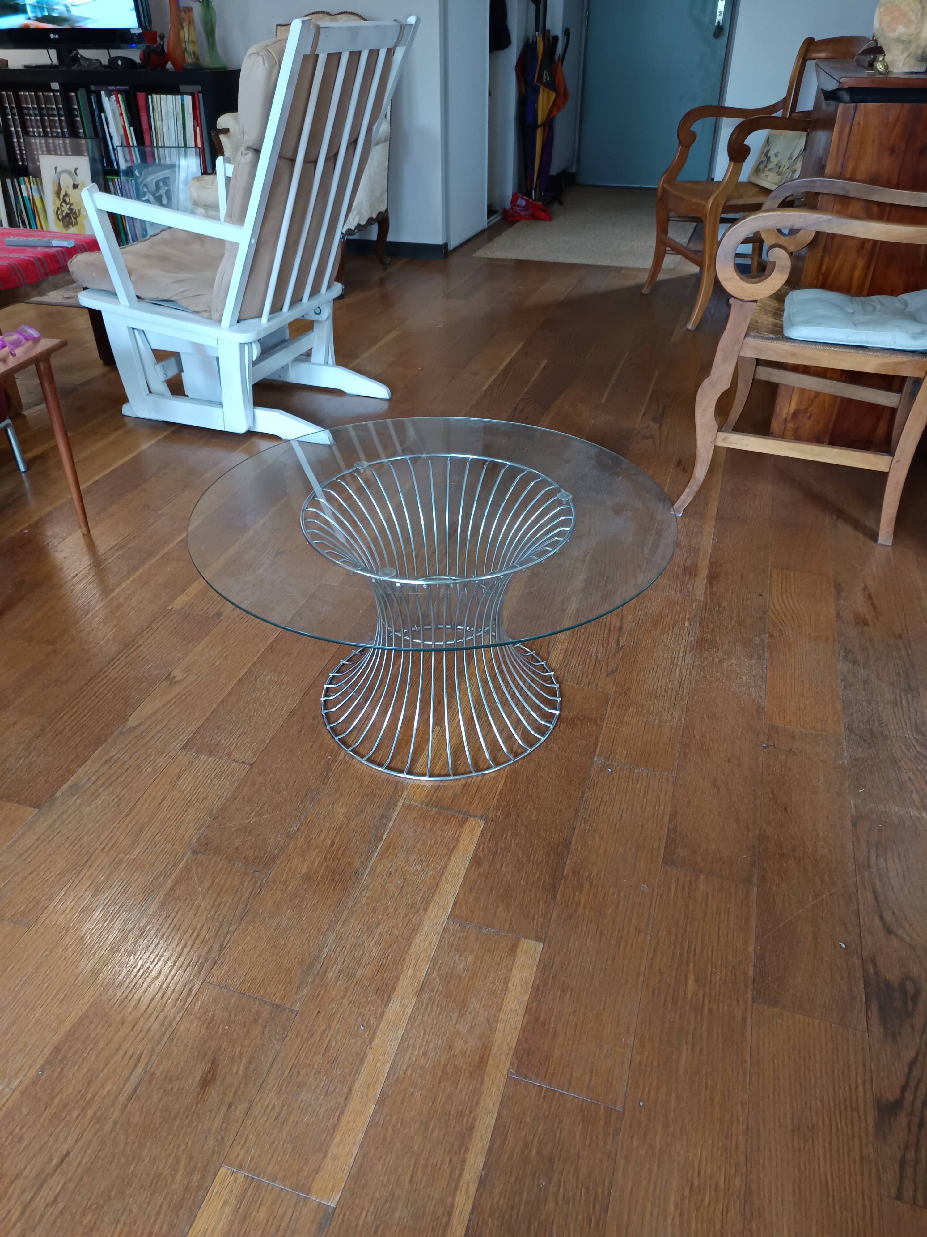 vintage 70s round designer coffee table with wire base