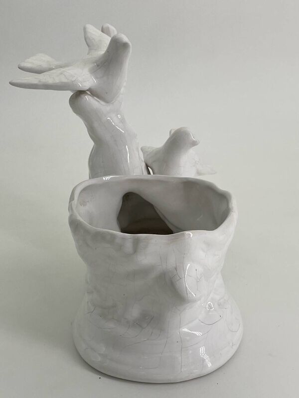 Cache pot vintage de colombes en porcelaine blanc