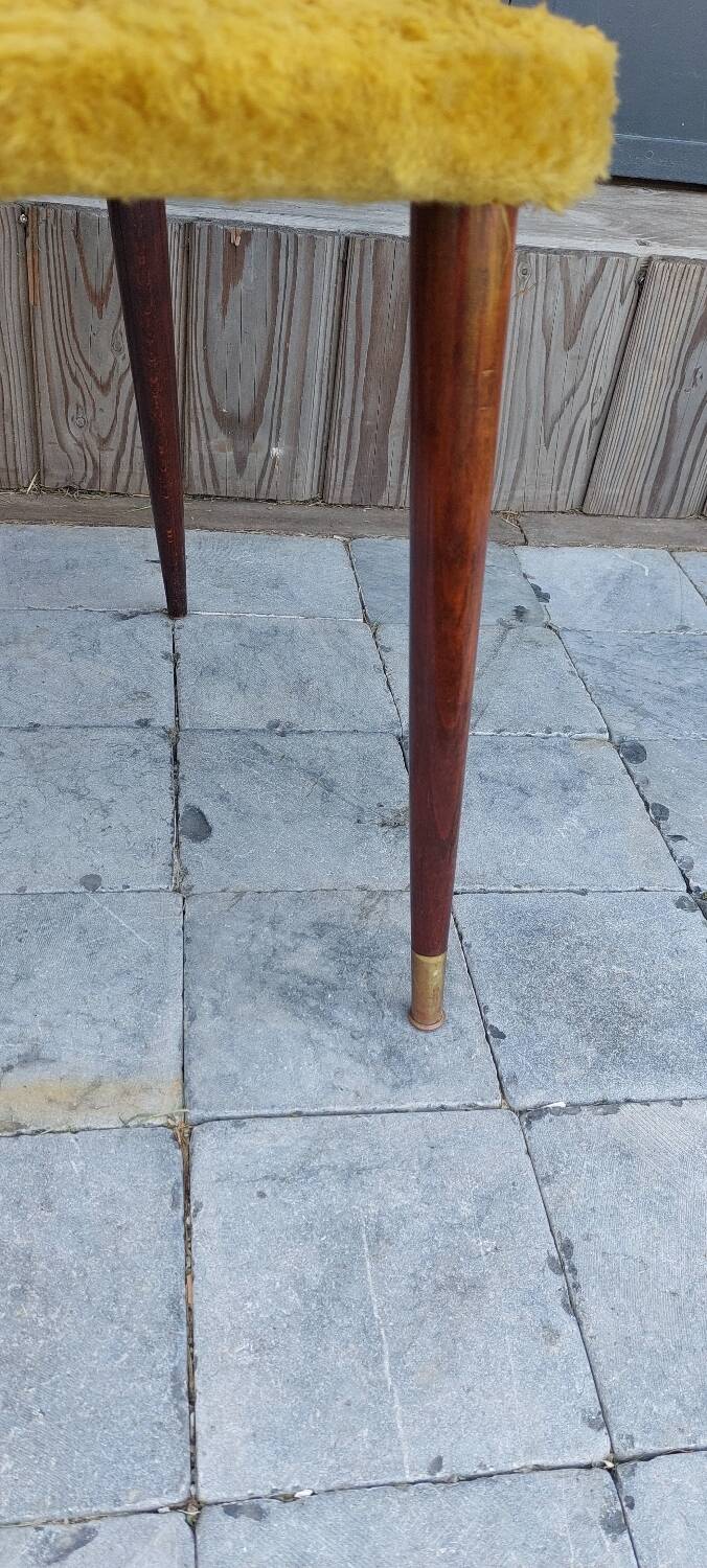 Plush cocktail armchair