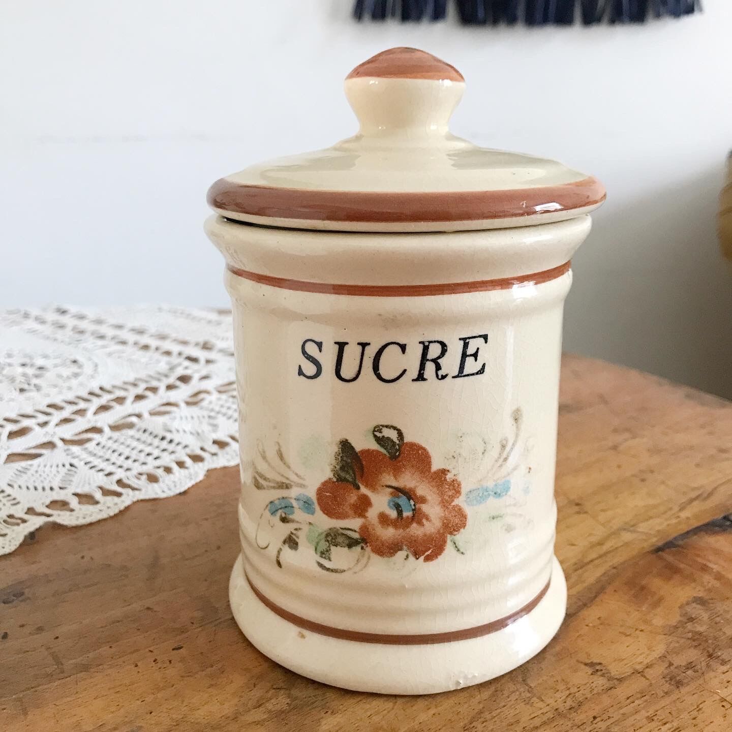 Pot with "SuCre" natural tones