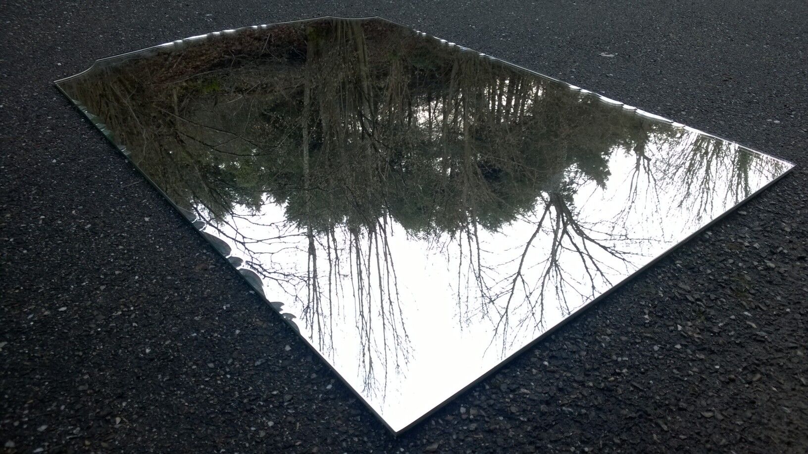 Bevelled mirror from the 30s