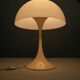 Lampe à poser Panthella de Verner Panton pour Louis poulsen