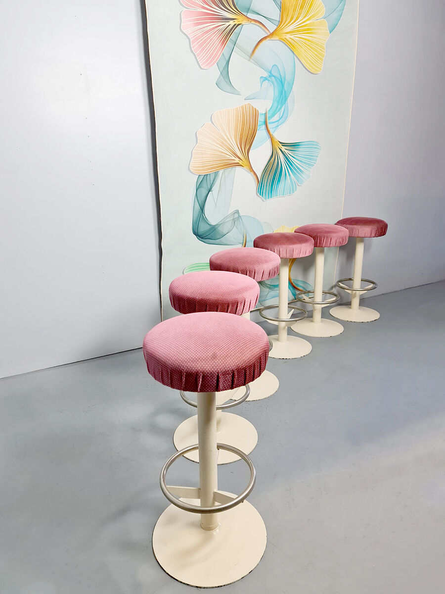 Midcentury design industrial barstools 'perfect pink'